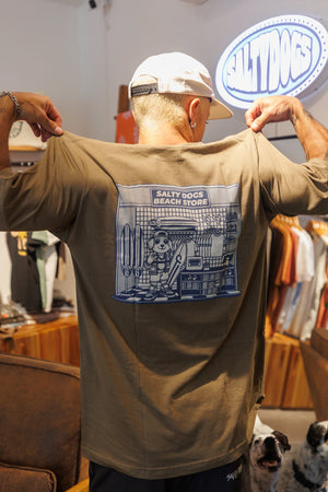 Remera Manga Corta Beach Store puesta
