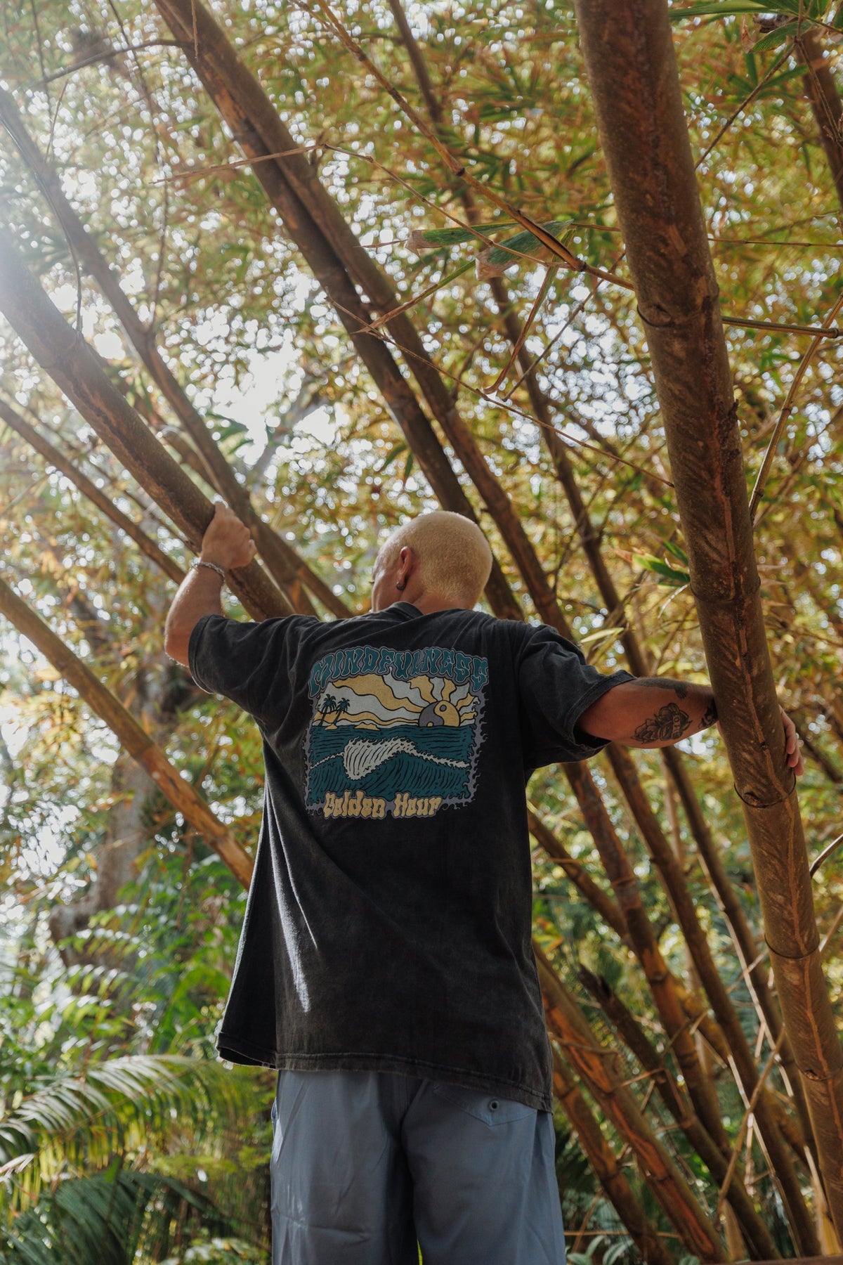 Remera Manga Corta Golden Hour