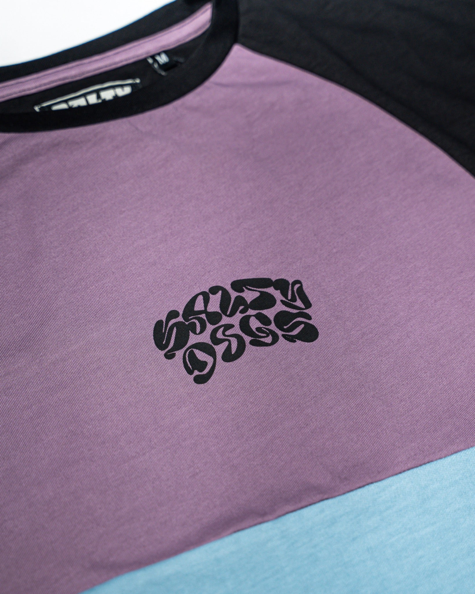 Remera Manga Corta 3 Paneles Lila