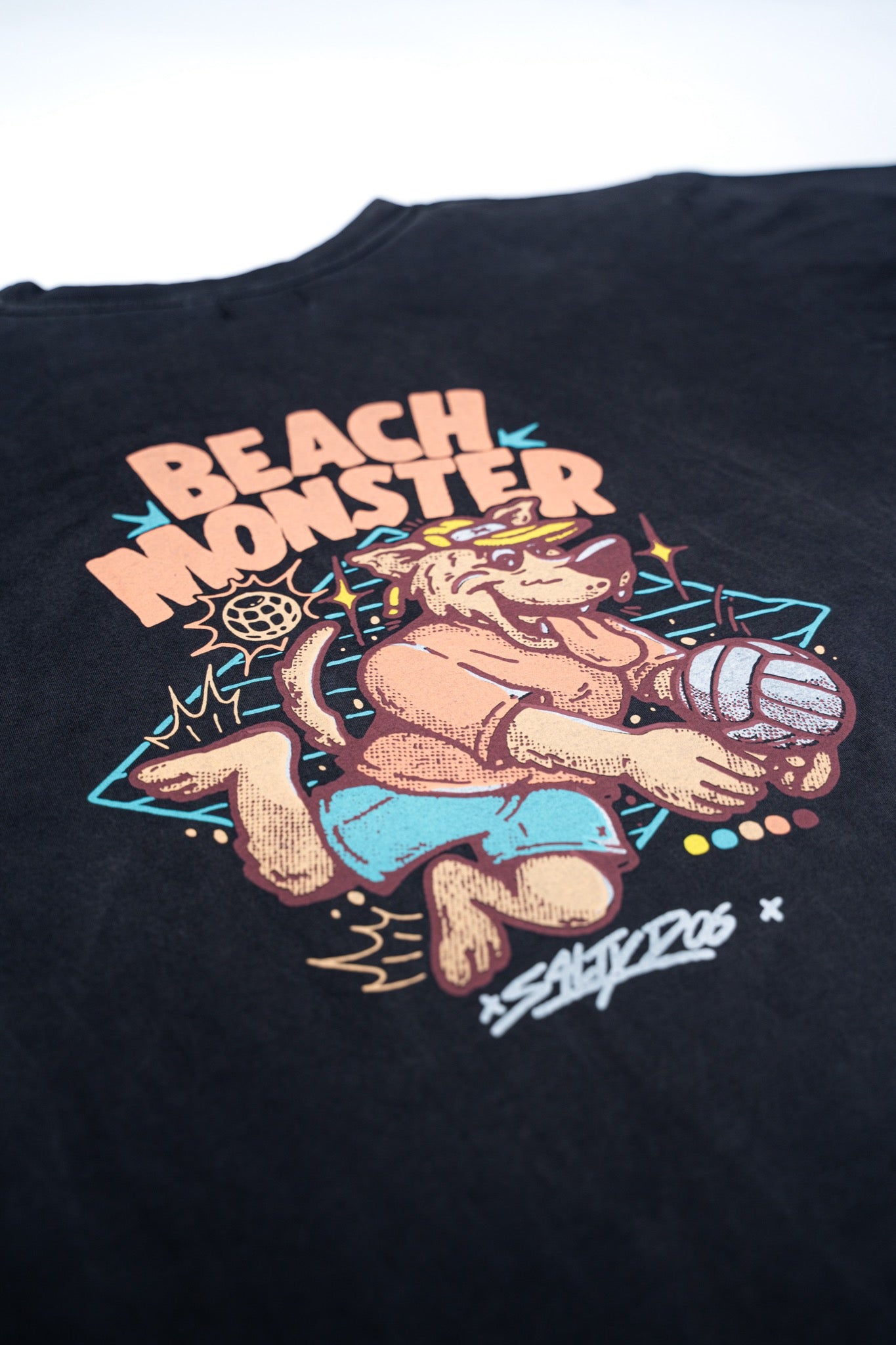 Remera Manga Corta Beach Monster Negro