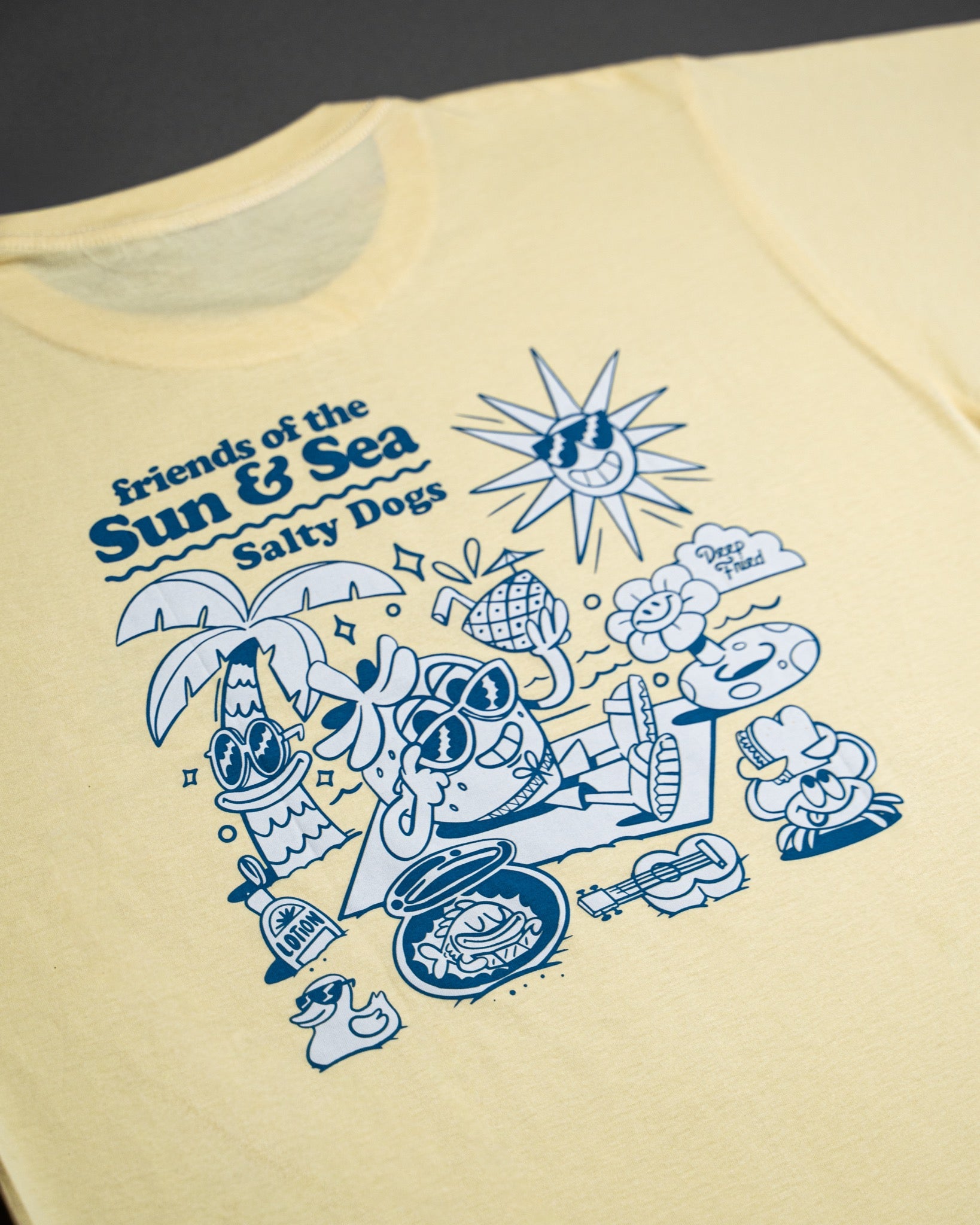 Remera Manga Corta Friends Of The Sun Amarillo
