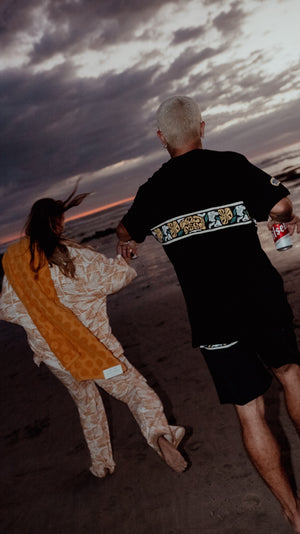 Remera Manga Corta Hawaiian Guard