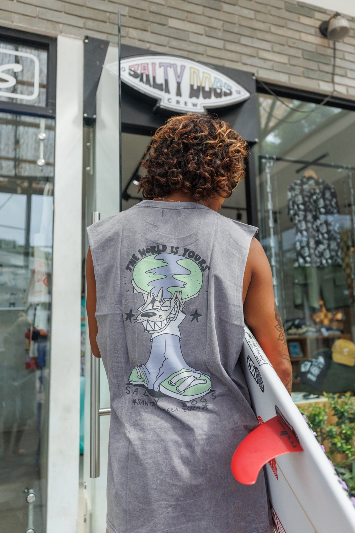Musculosa The World Is Yours